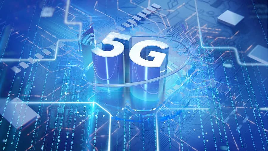 भविष्यवादी पृष्ठभूमि के सामने 5G ग्राफ़िक